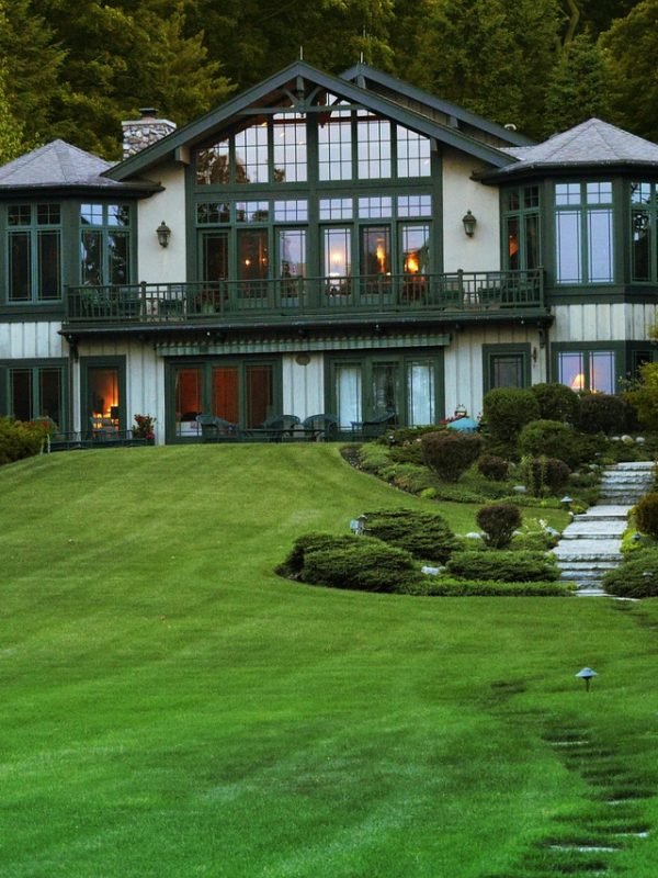 lake-geneva-3524431_1280